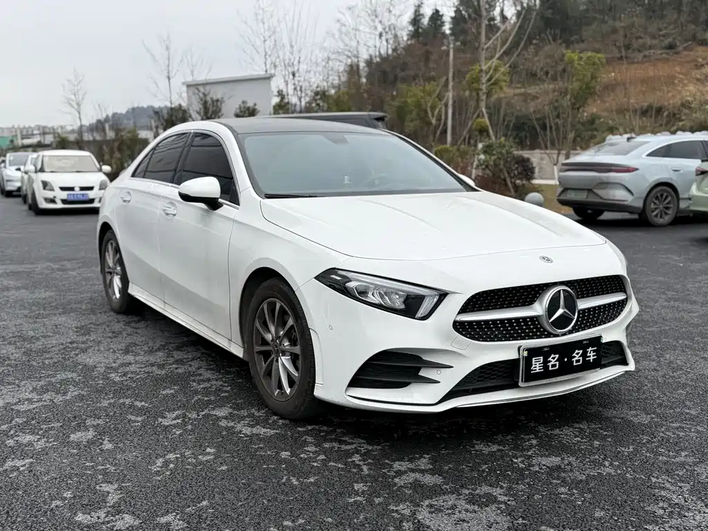 MERCEDES-BENZ A CLASS