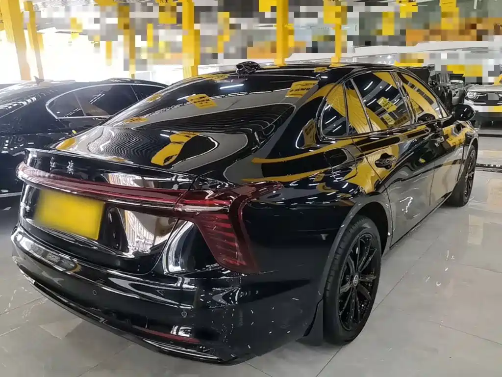 Hongqi Hongqi H5 — миниатюра 7