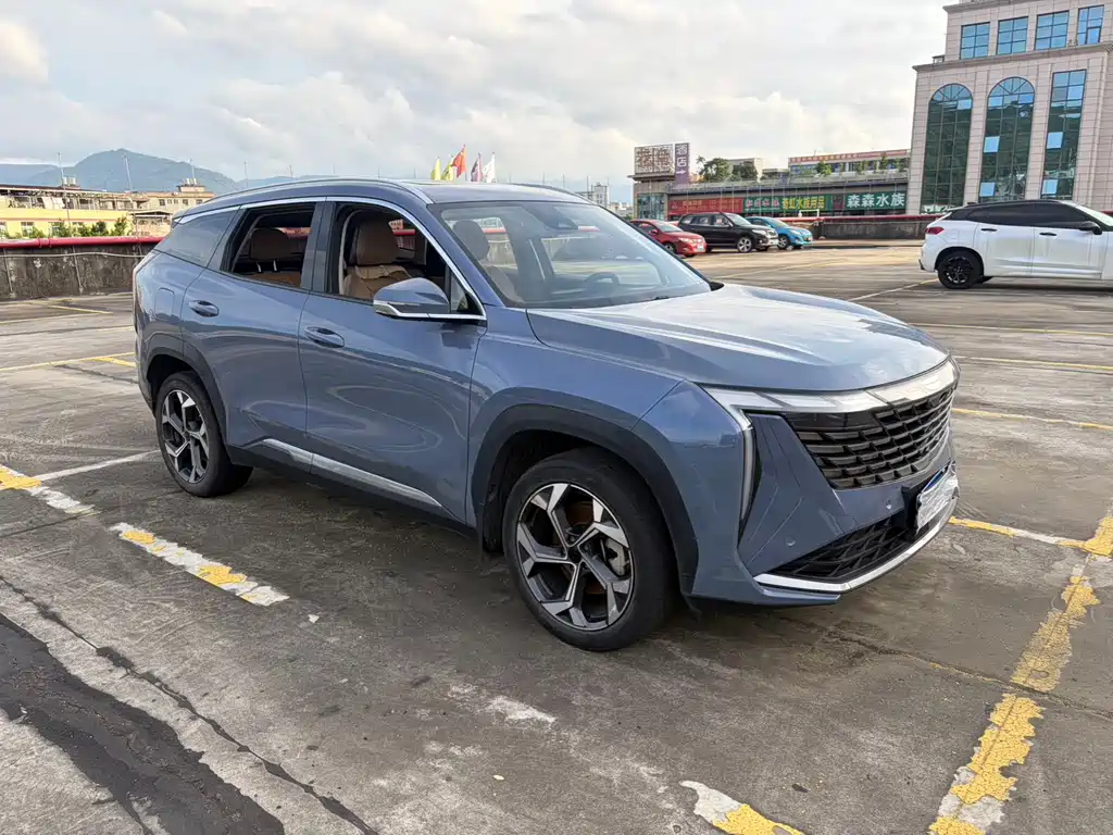Geely Boyue L L 2023 1.5TD DCT Luxury