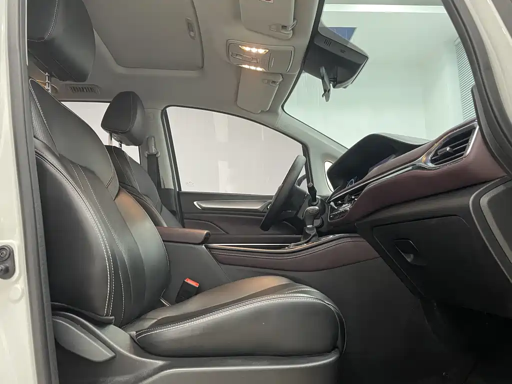 GAC Motor Trumpchi M6 — миниатюра 11