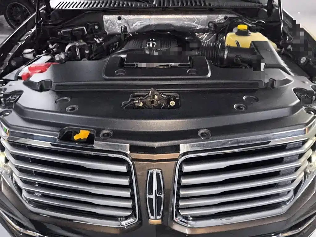 Lincoln Navigator — миниатюра 17