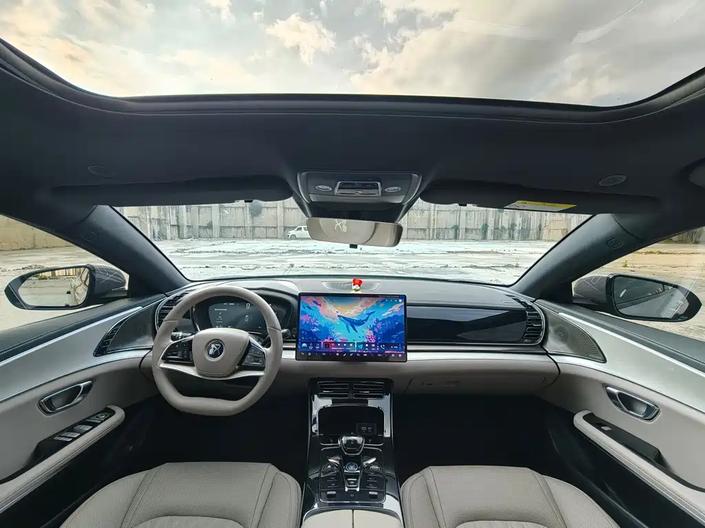 BYD Han — миниатюра 6