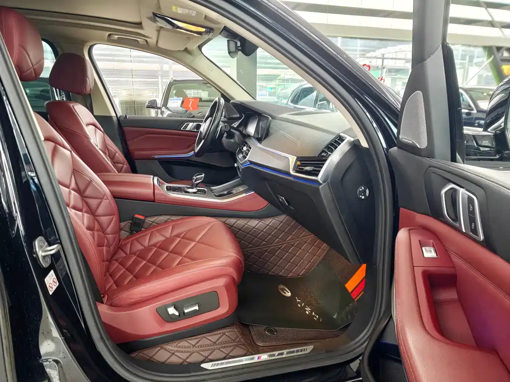 BMW X5 — миниатюра 13
