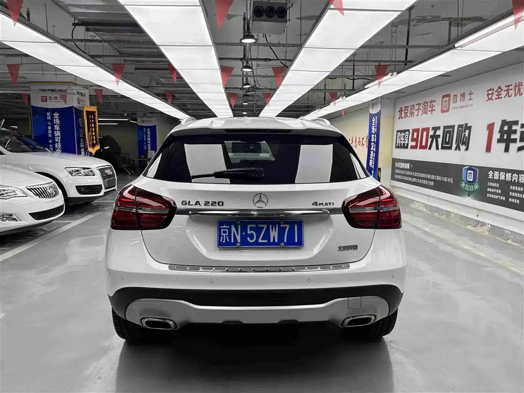 Mercedes-Benz GLA — миниатюра 12