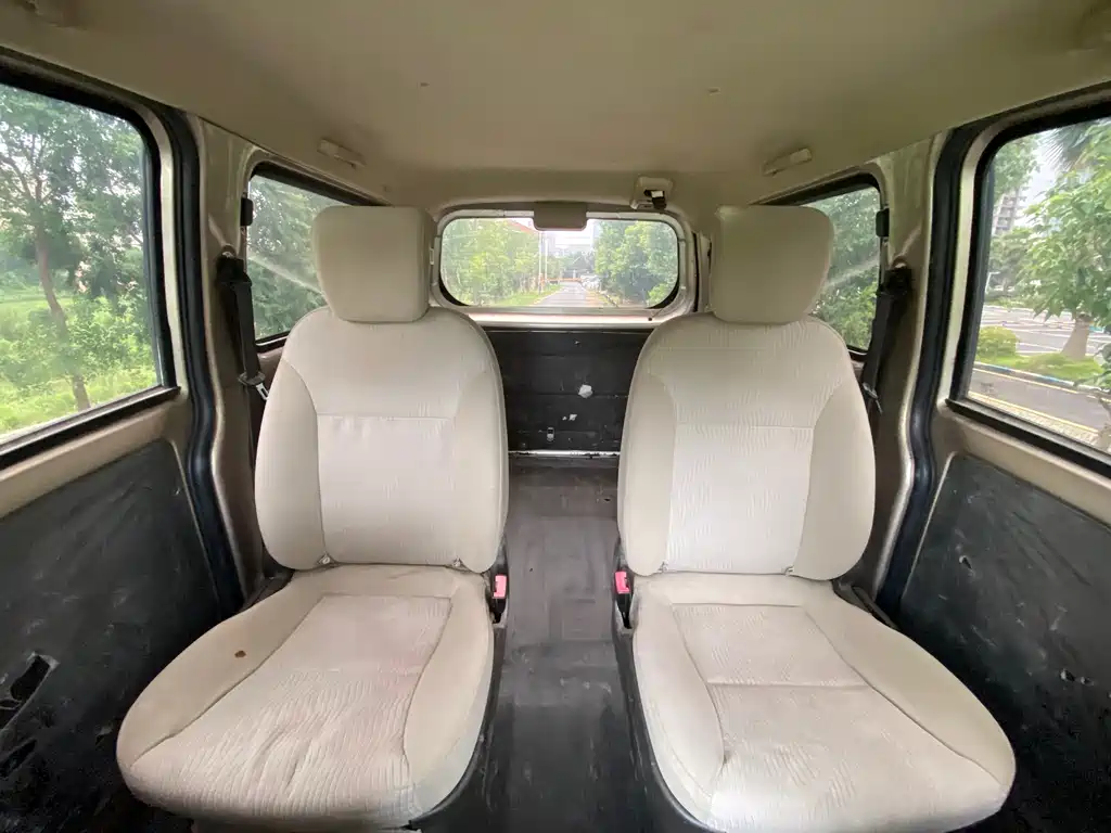 Wuling Rongguang V — миниатюра 14
