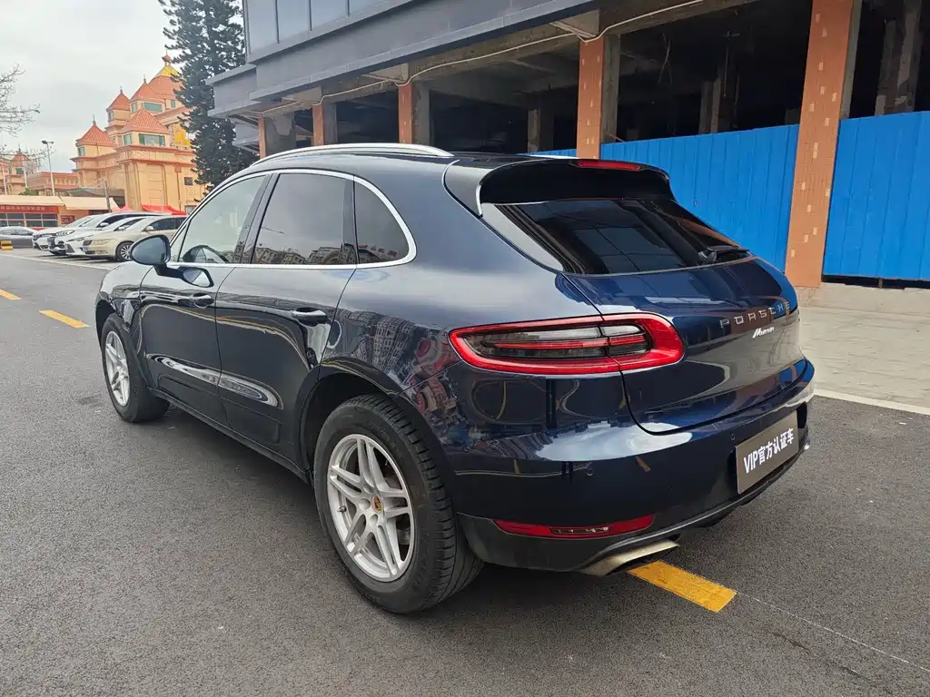 Porsche Macan — миниатюра 6