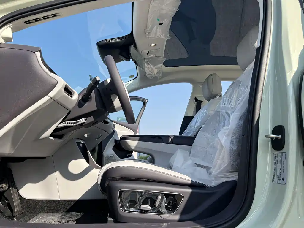 Hongqi HONGQI TIANGONG 05