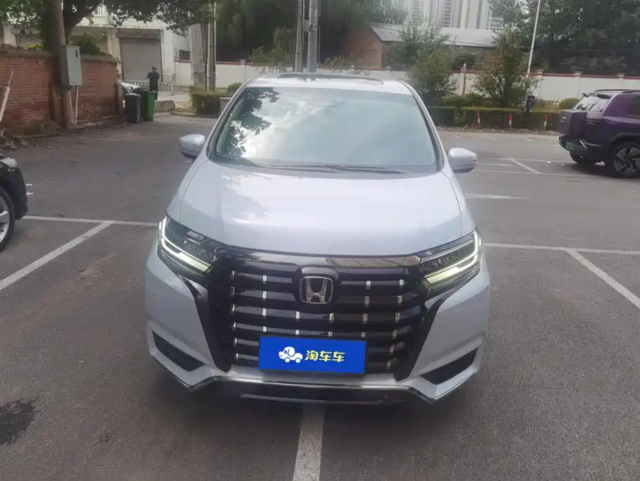 Honda Elysion — миниатюра 2