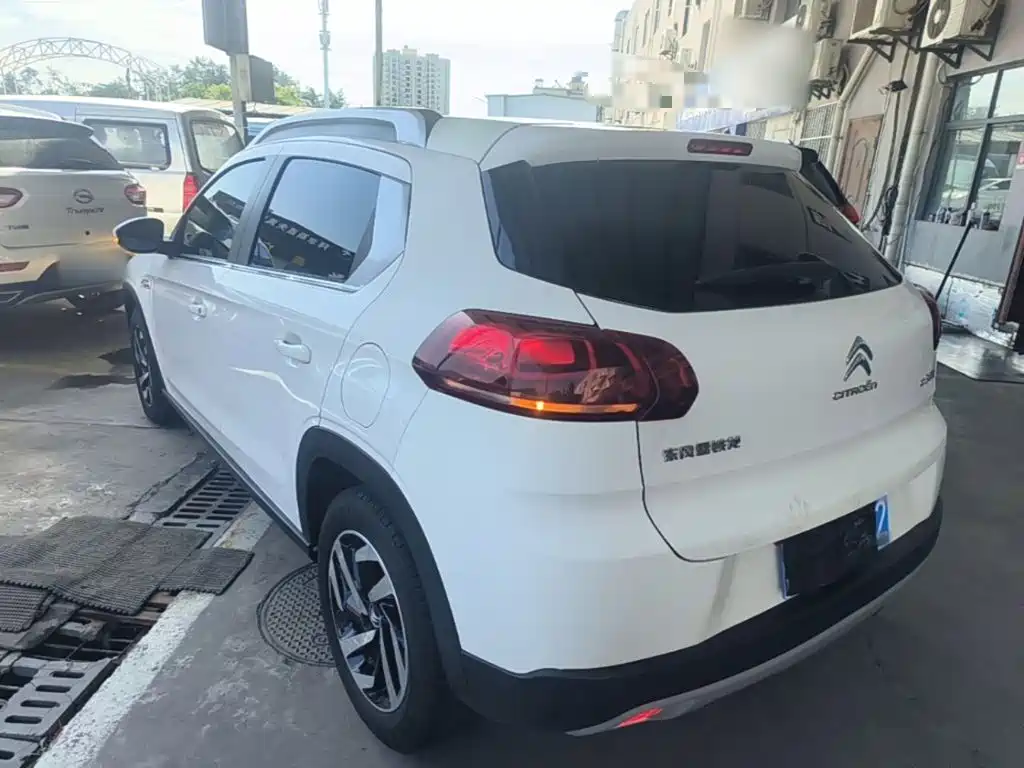 Citroen C3-XR — миниатюра 5