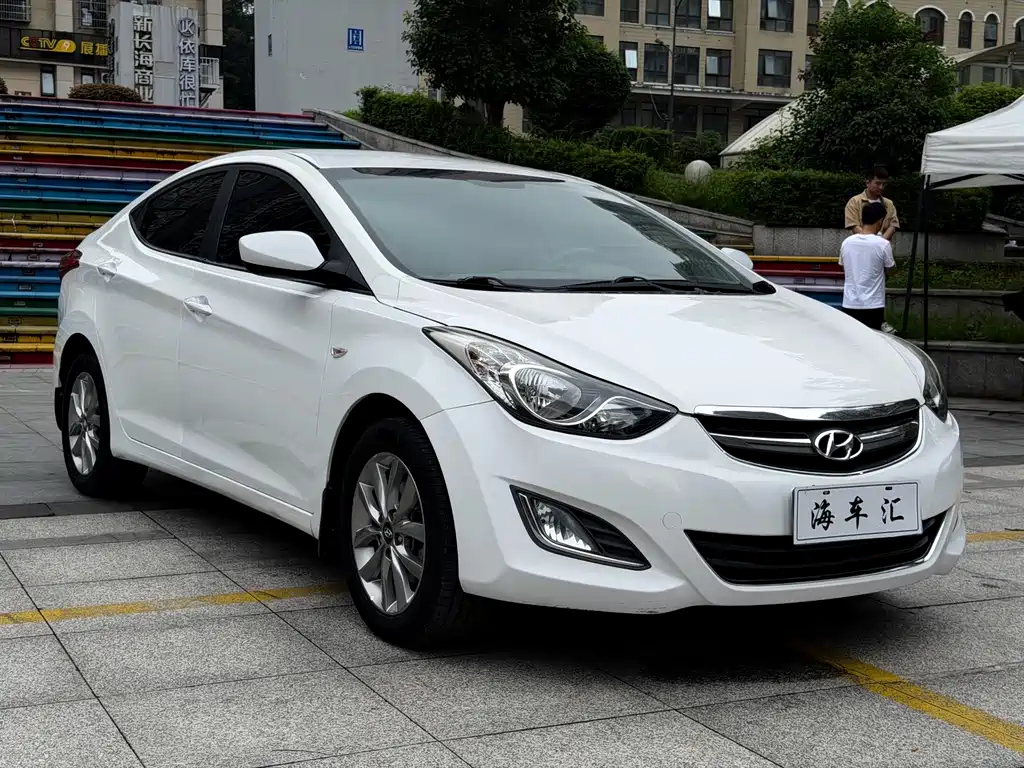 Hyundai Elantra Langdong — миниатюра 3