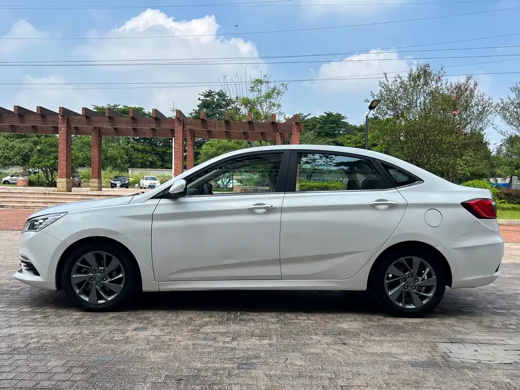 Changan Eado DT — миниатюра 14