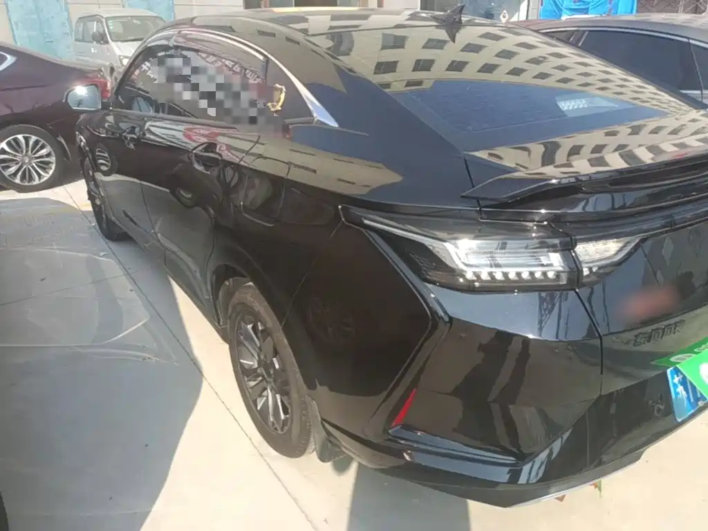 Aeolus Yixuan — миниатюра 5