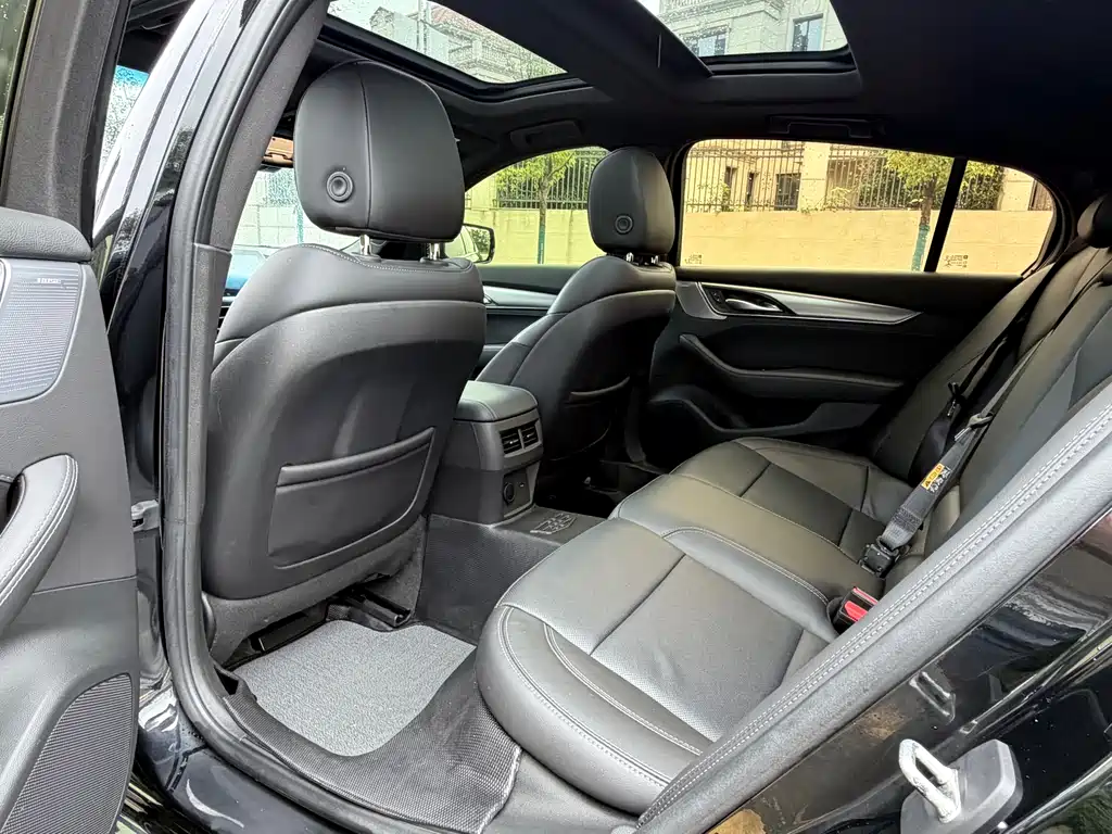 Cadillac CT5 2023 28T Luxury ( Standard )