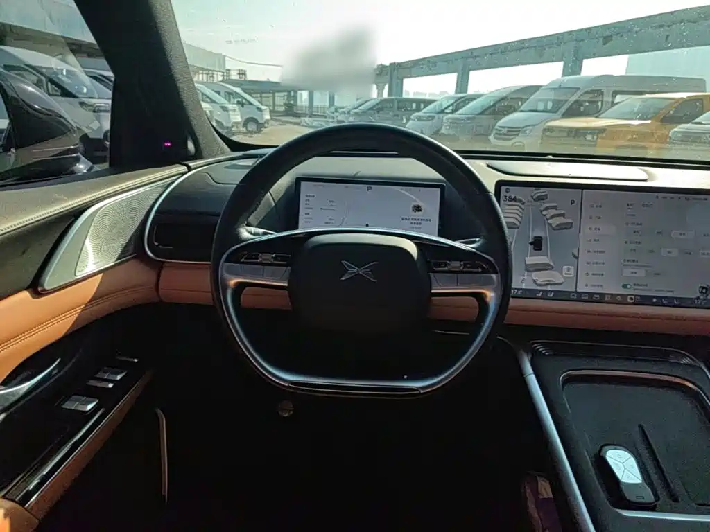 XPeng G9 — миниатюра 11