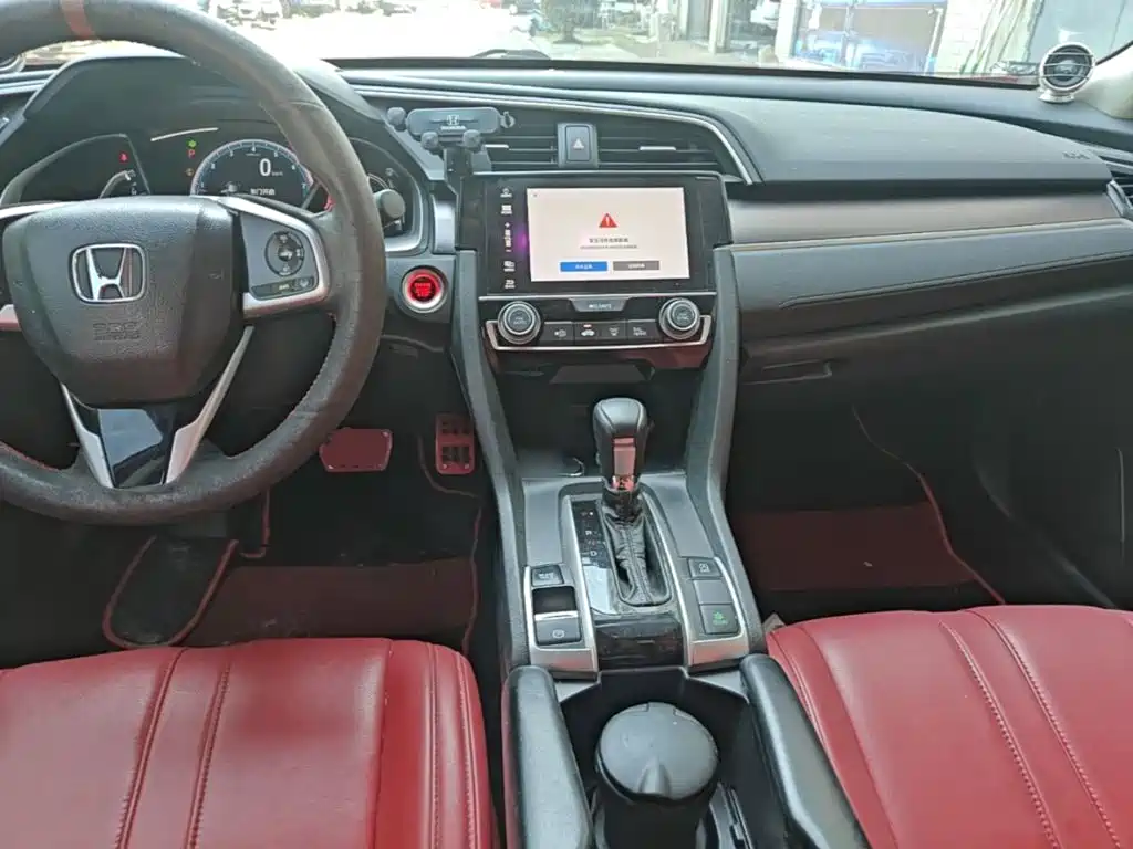 Honda Civic — миниатюра 10