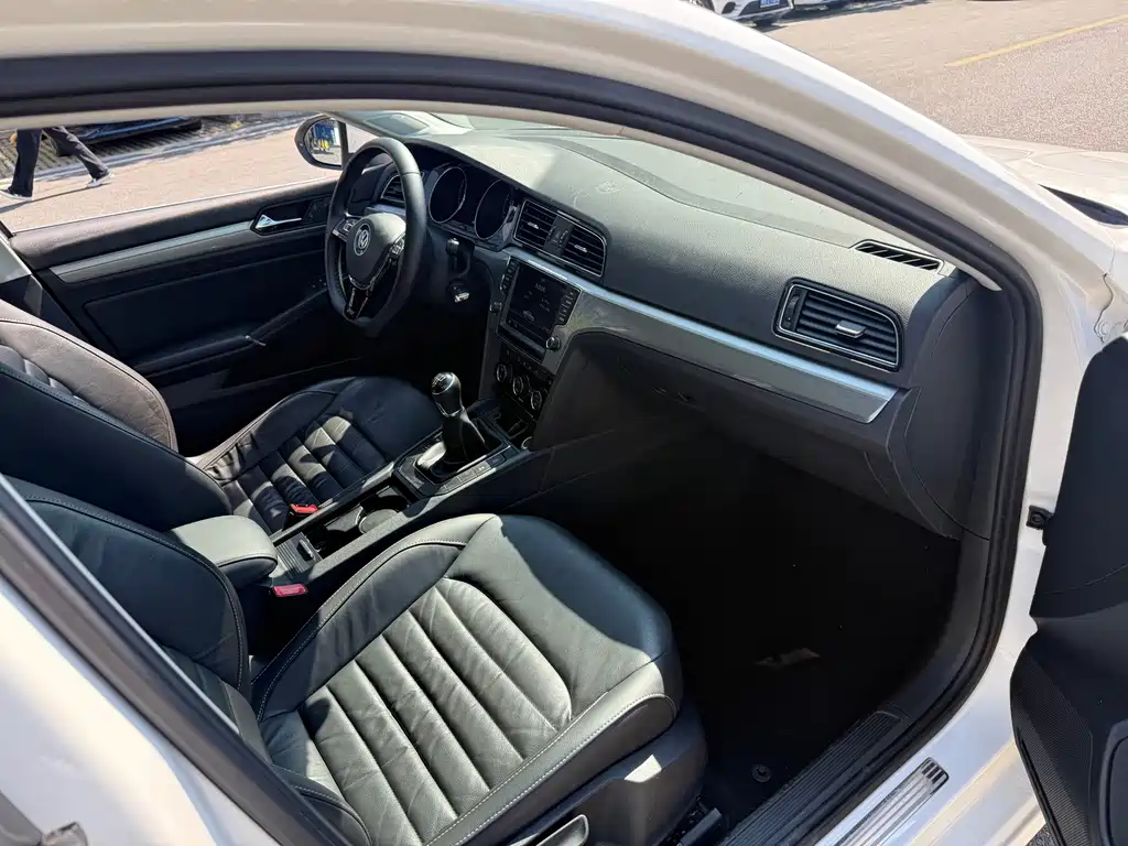 Volkswagen Lamando — миниатюра 10