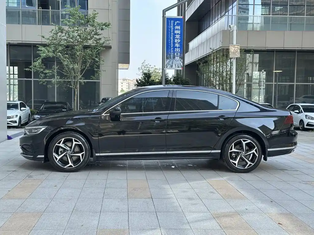Volkswagen Magotan 3000 0k Units Select Select 380TSI DSG Luxury Type, фото 4