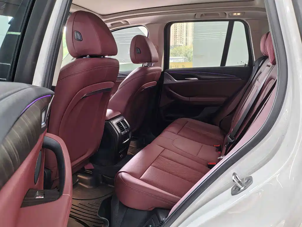 BMW iX3 — миниатюра 10