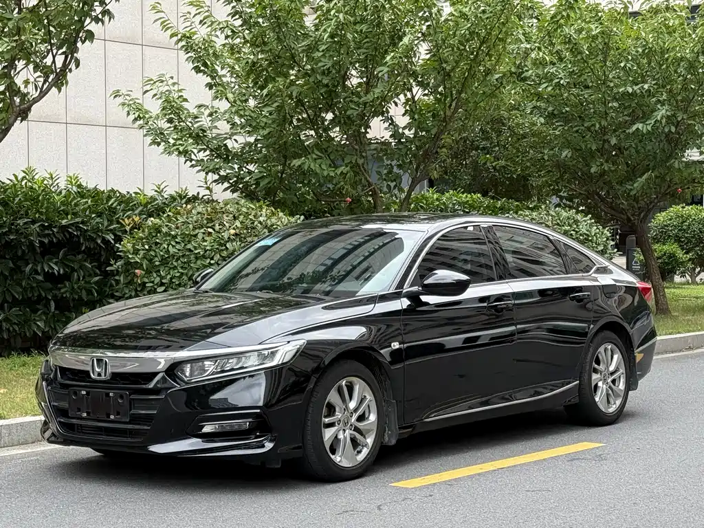 Honda Accord — миниатюра 4