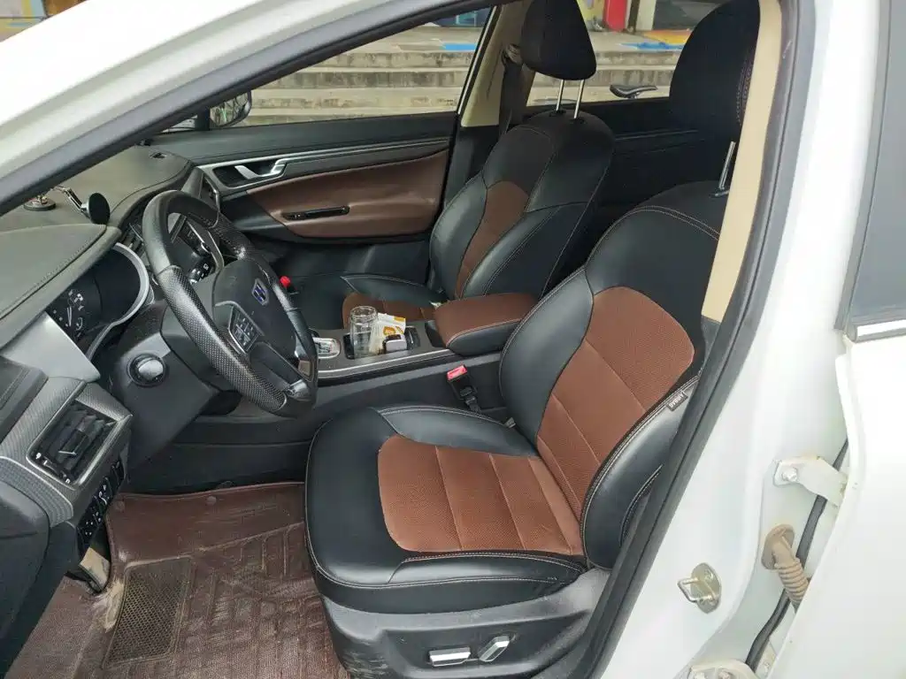 Geely Emgrand GS — миниатюра 8