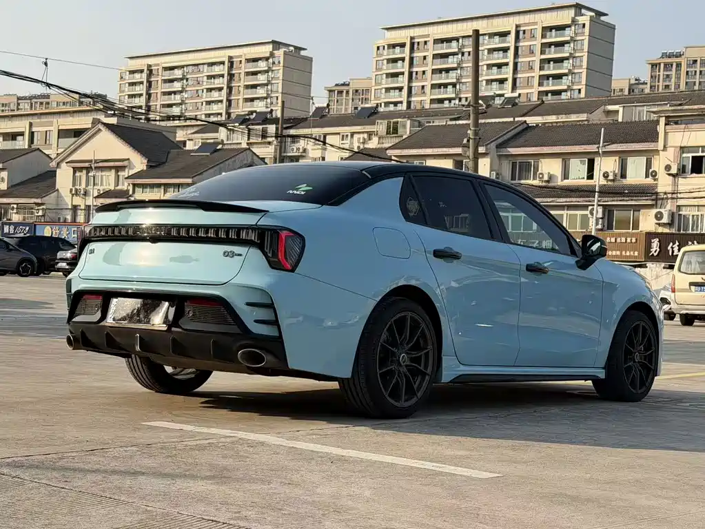 Lynk & Co 03 — миниатюра 6