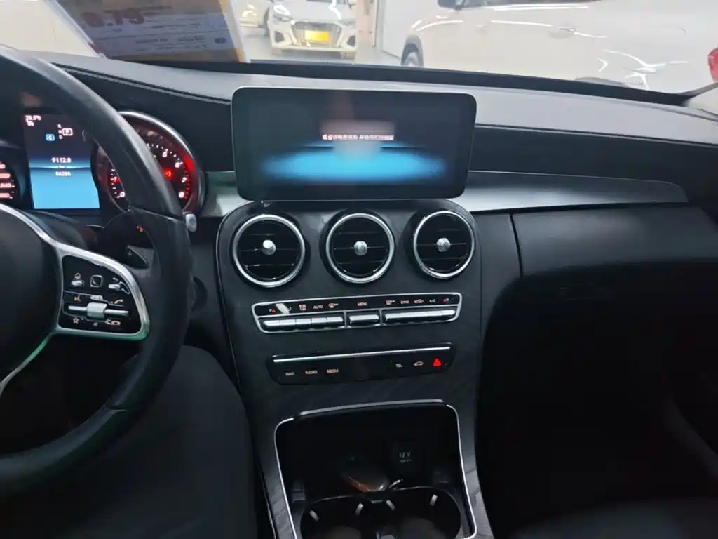 Mercedes-Benz C-Class — миниатюра 10