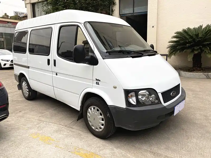 Ford Transit Classic — миниатюра 15