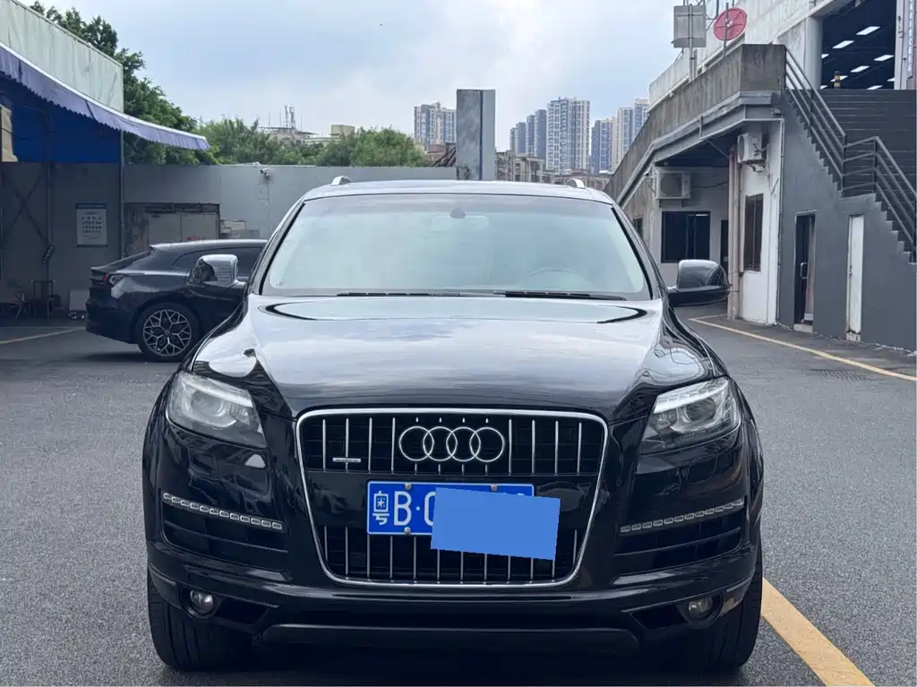 Audi Q7 — миниатюра 2
