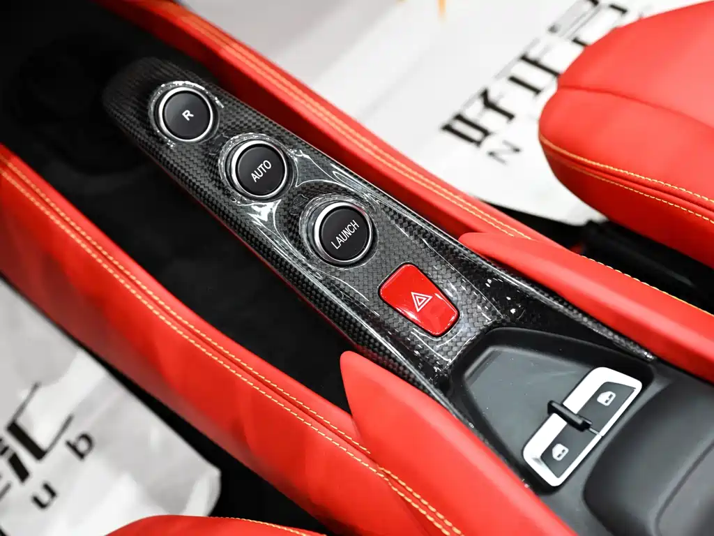Ferrari F8 — миниатюра 16