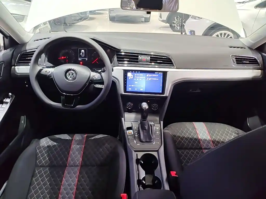 Volkswagen Lamando — миниатюра 10