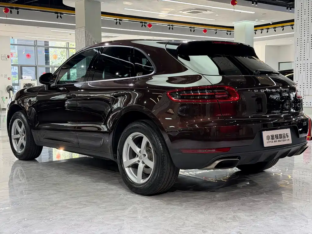 Porsche Macan — миниатюра 14