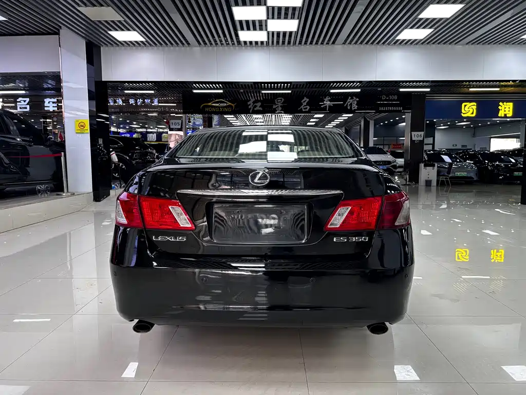 Lexus ES — миниатюра 6