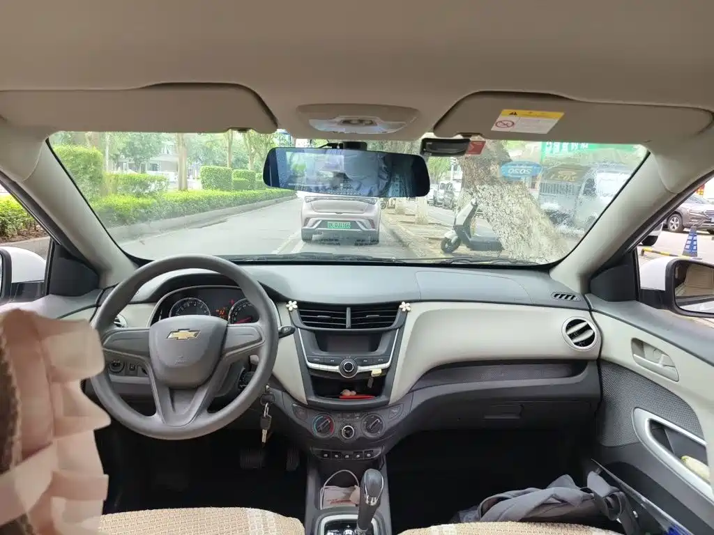 Chevrolet Sail — миниатюра 9