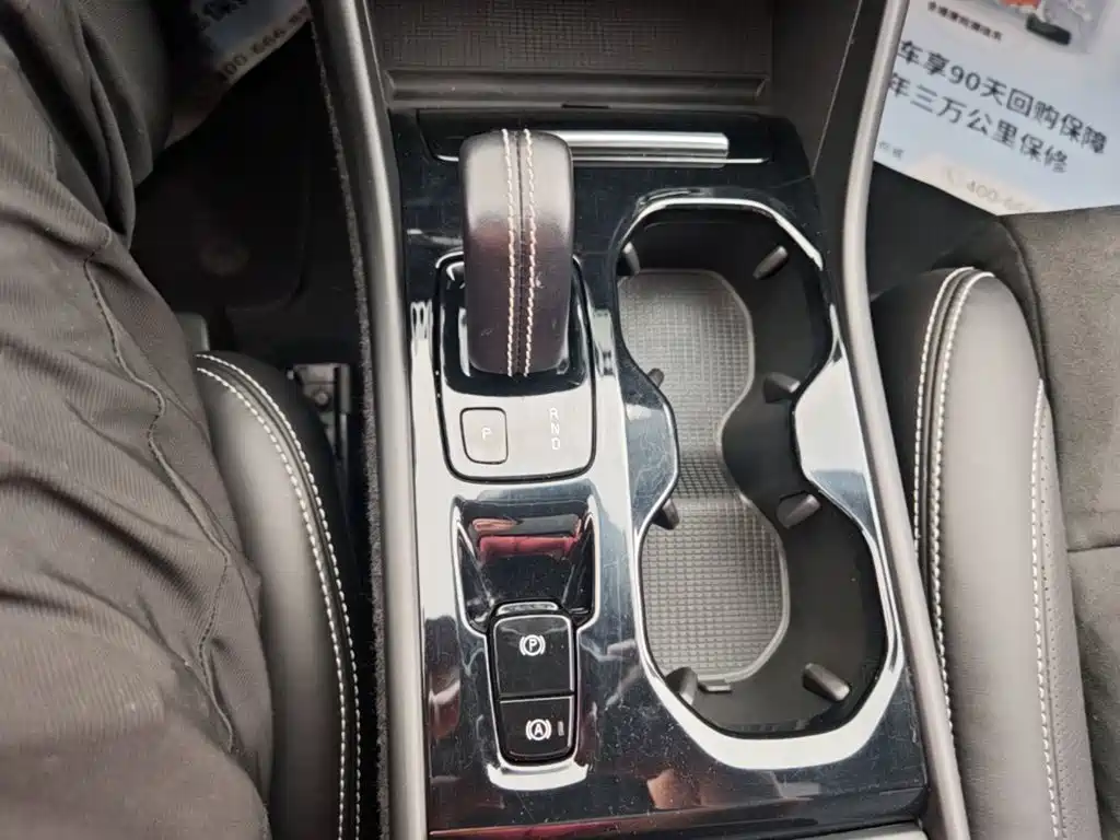 Volvo XC40 — миниатюра 14