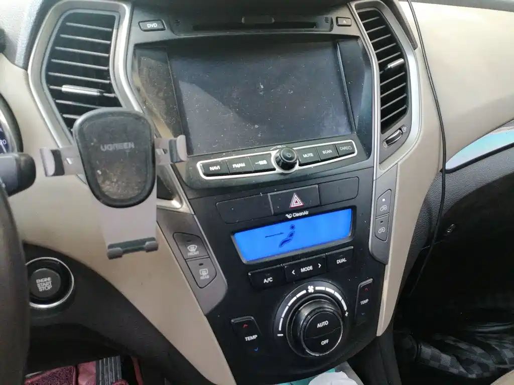 Hyundai Santa Fe — миниатюра 9