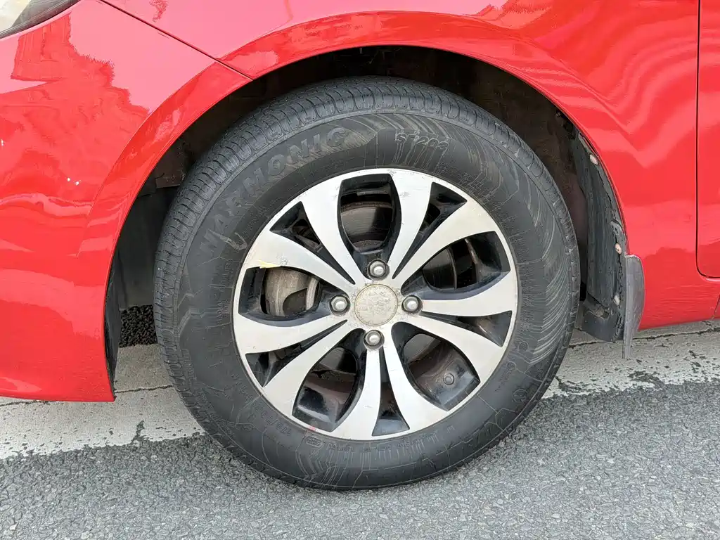 Kia K2 — миниатюра 15