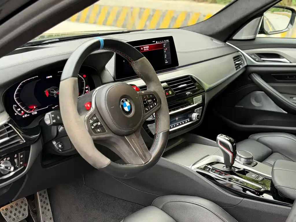 BMW M5 — миниатюра 5