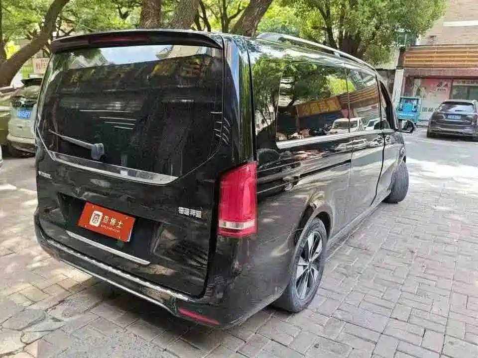 Mercedes-Benz V-Class — миниатюра 8