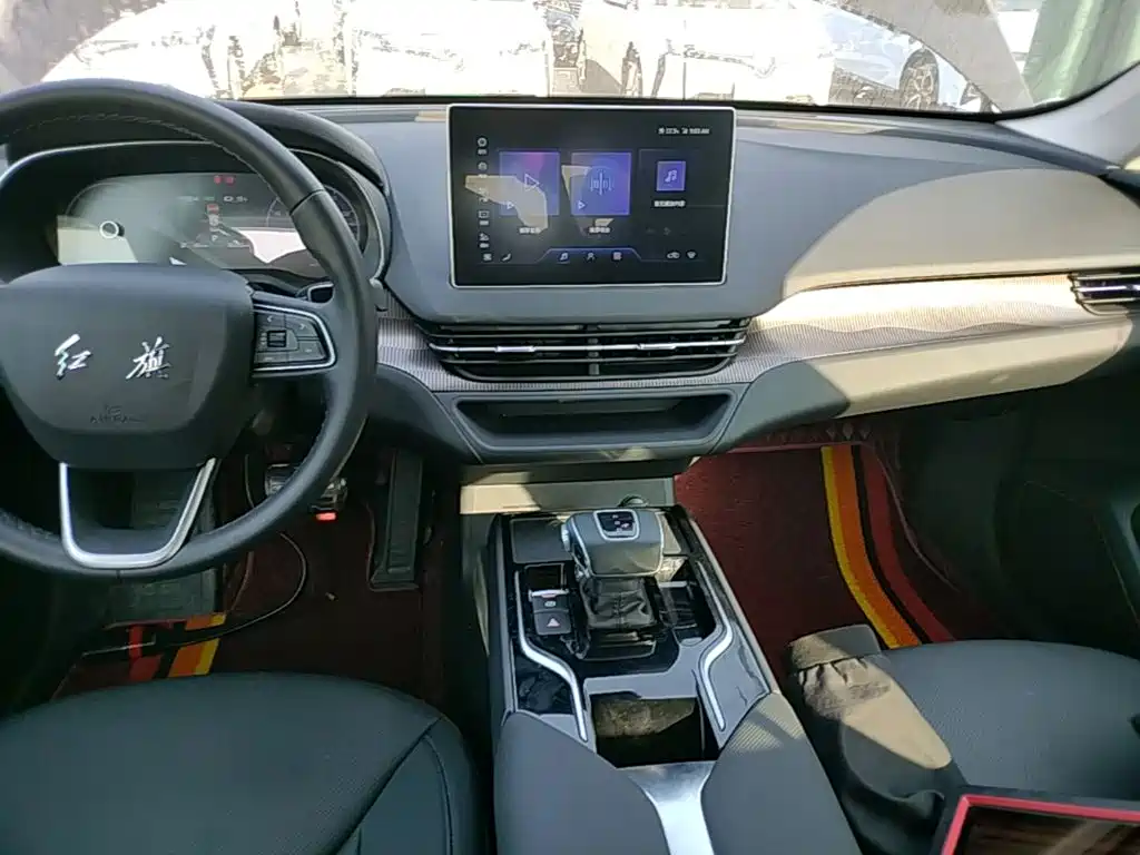 Hongqi Hongqi E-QM5 — миниатюра 13