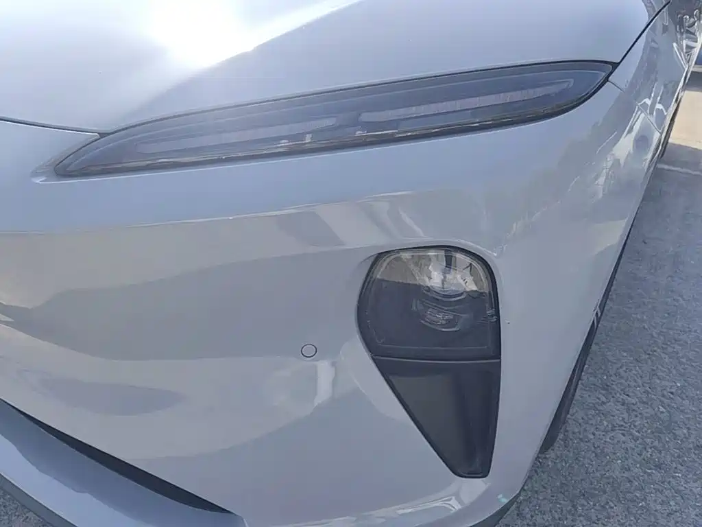 NIO ET5T — миниатюра 24