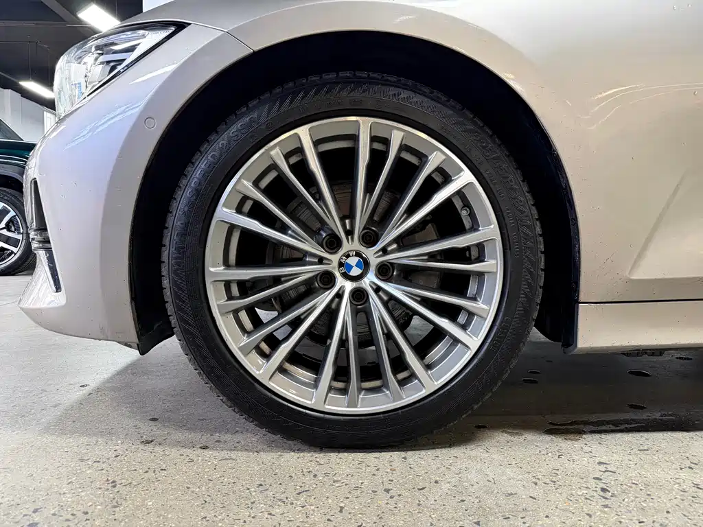 BMW 3 Series — миниатюра 24