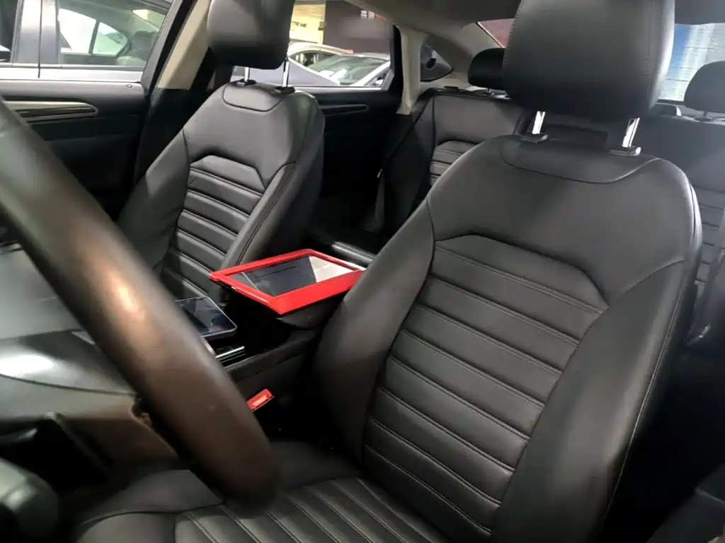 Ford Mondeo — миниатюра 15