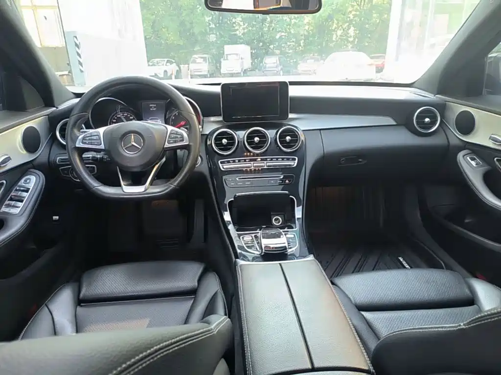 Mercedes-Benz C-Class — миниатюра 10