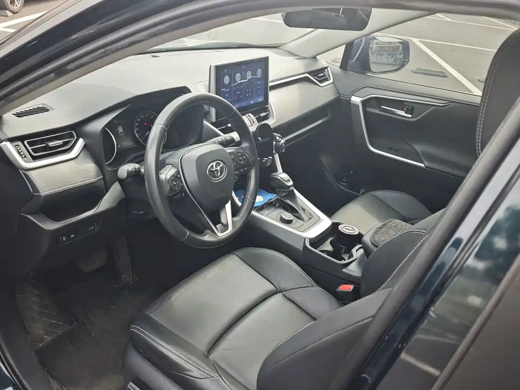 Toyota Wildlander — миниатюра 12