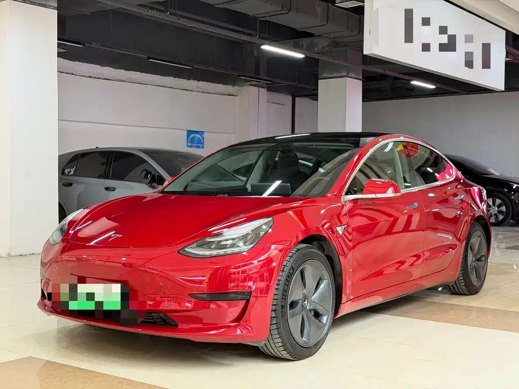 Tesla Model 3 2020
