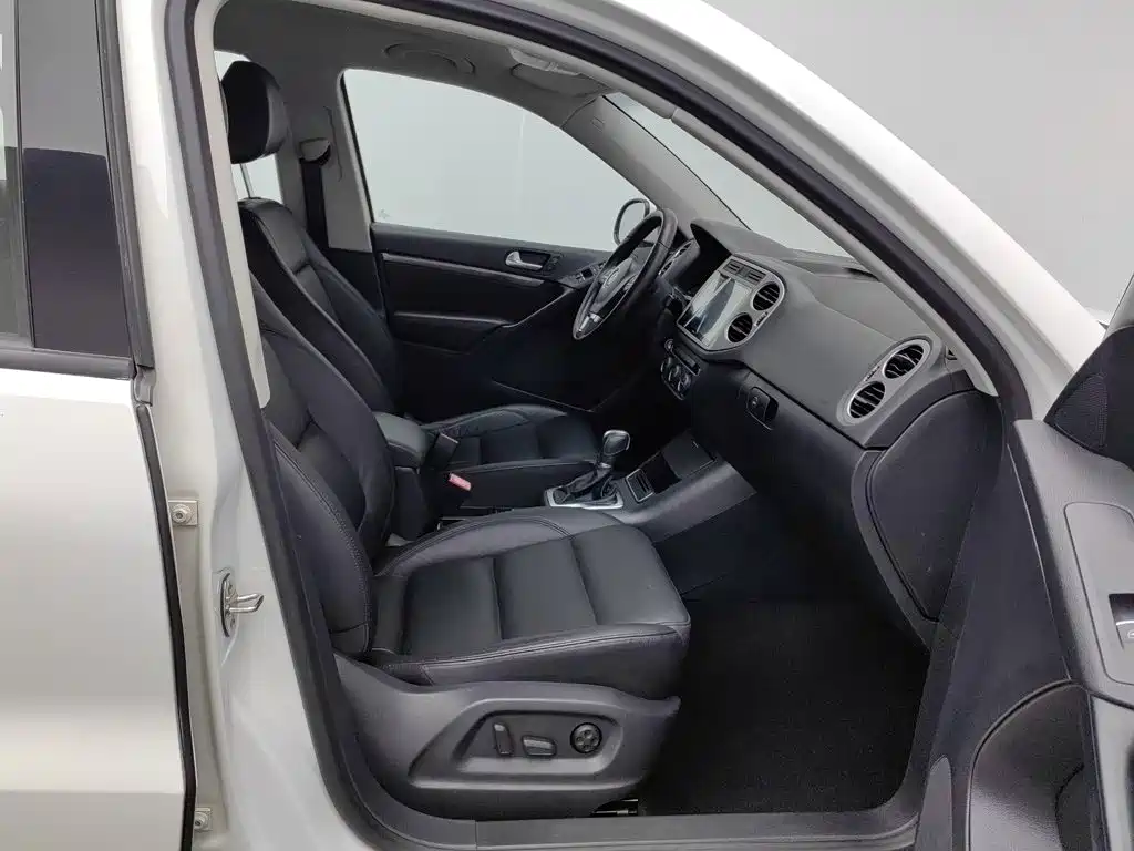 Volkswagen Tiguan — миниатюра 23