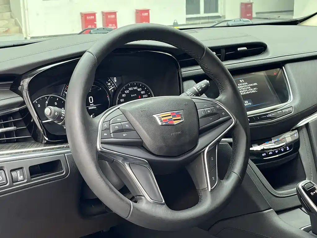 Cadillac XT5 2018 28T Luxury