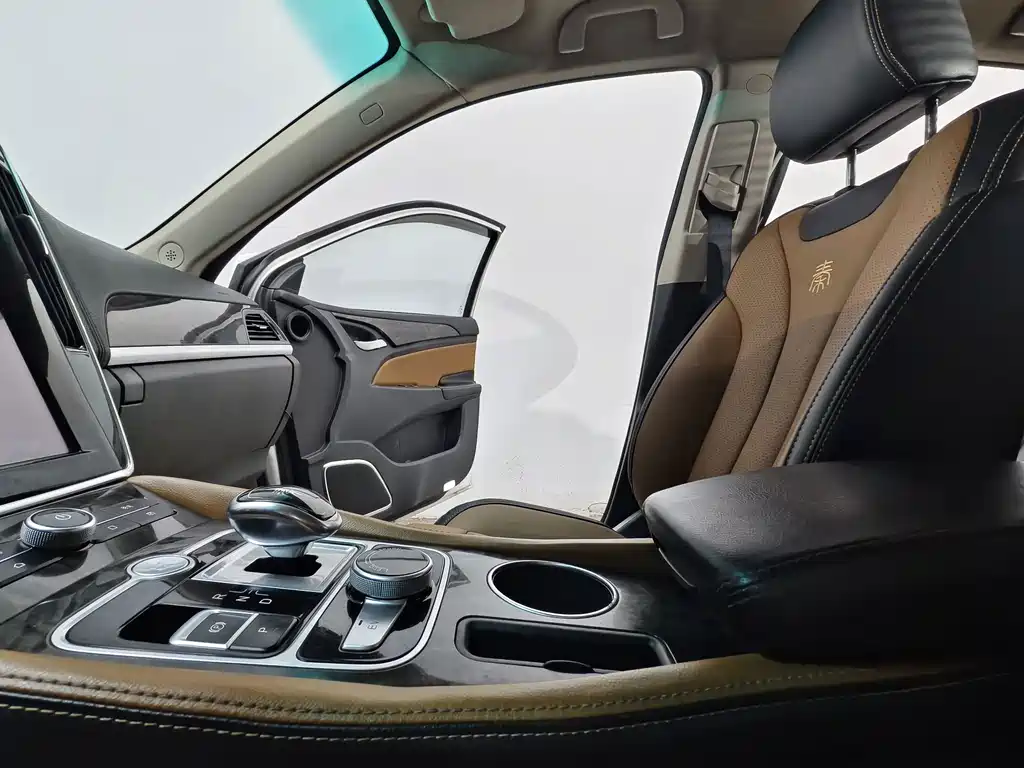 BYD Qin NEV — миниатюра 12