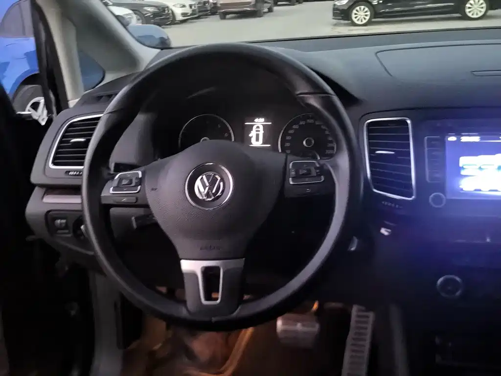 Volkswagen Sharan — миниатюра 11