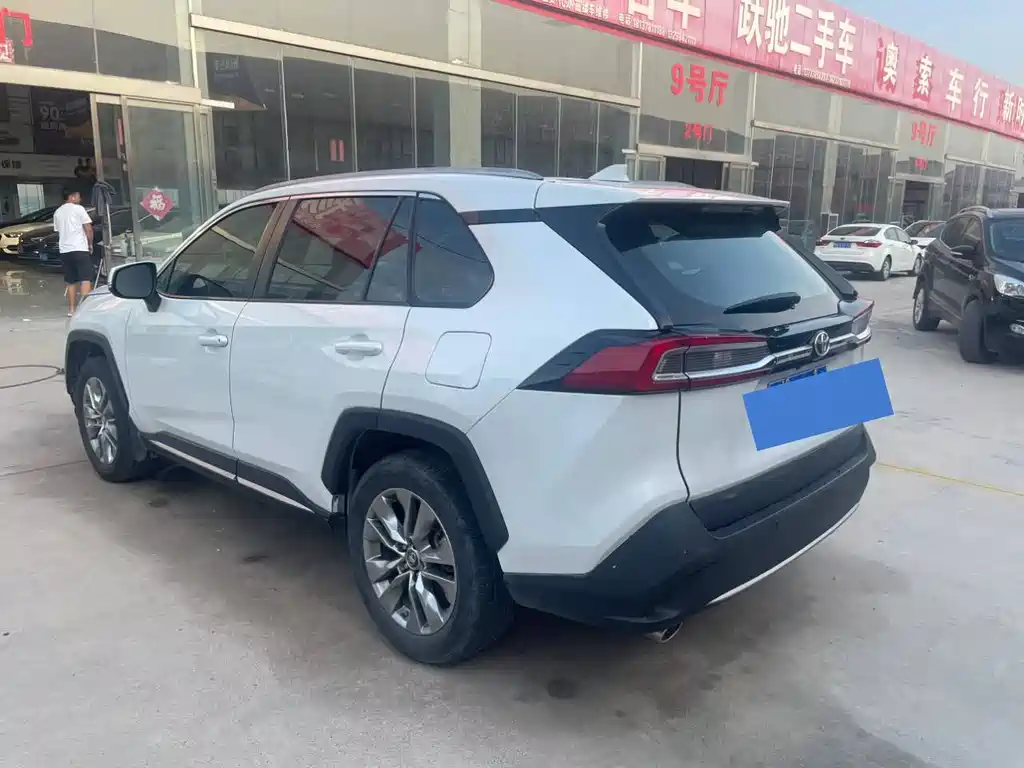 Toyota Wildlander — миниатюра 7